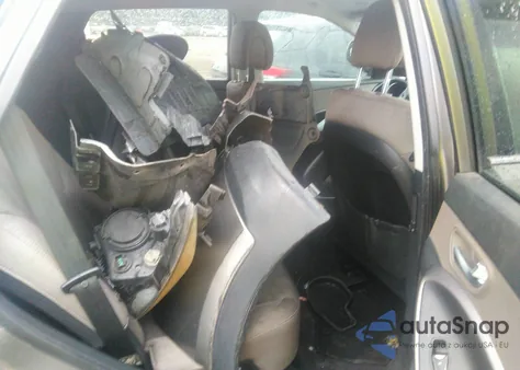 2013 Hyundai Santa Fe Sport 2.0T from USA, damaged, VIN 5XYZU3LA8DG023575